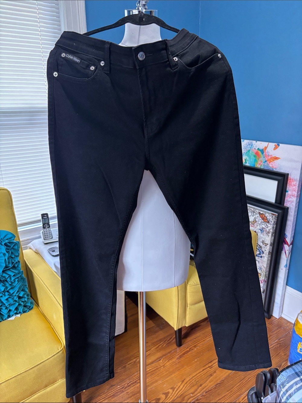 Calvin Klein Men’s Black Straight Jeans - Classic Fit